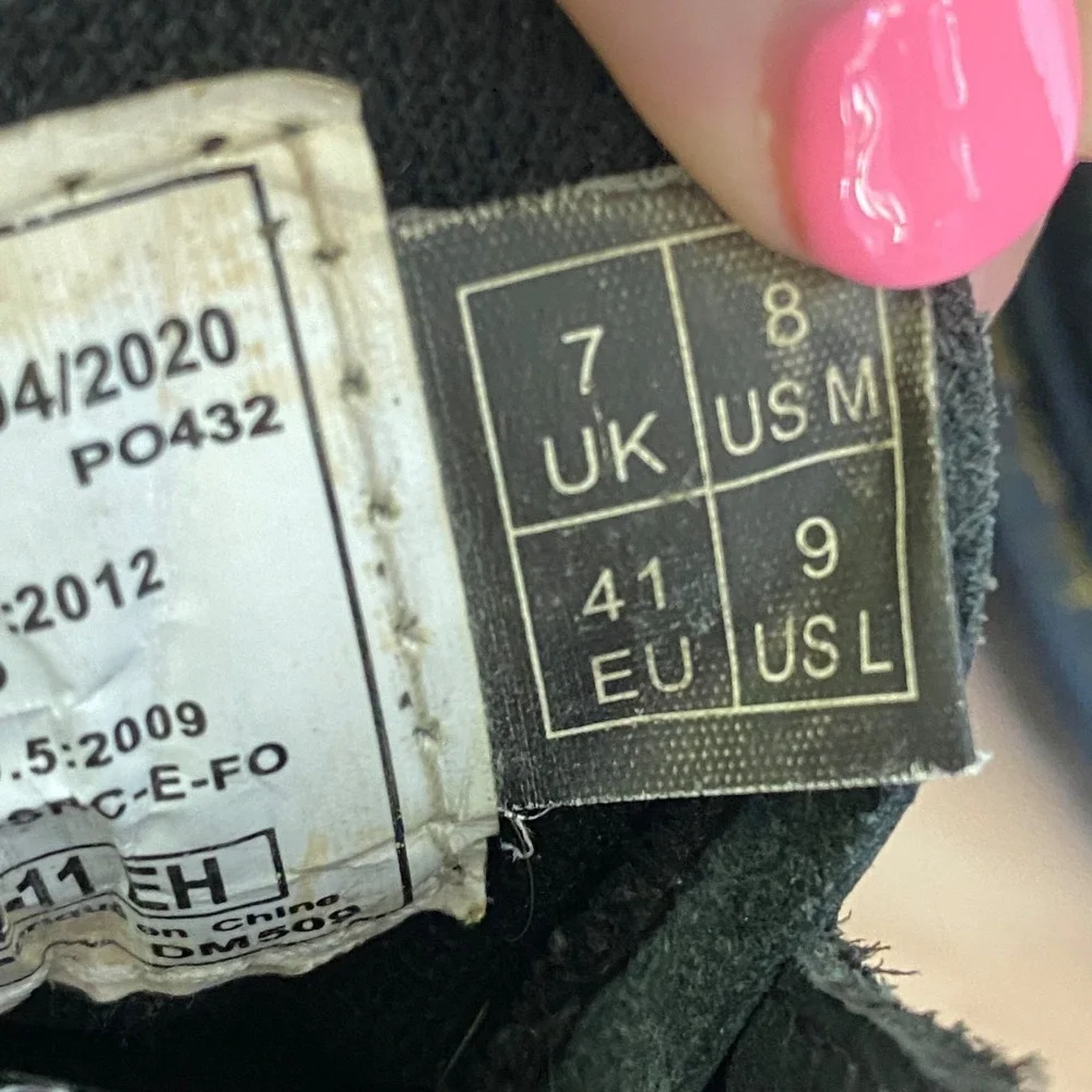Dr Martens 1460 8-Eye Black Leather Combat Boots Size M8 W9 Work Safety AirWair